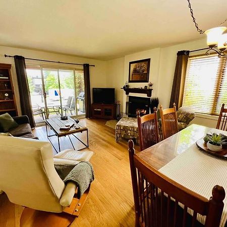 Apartmán P Tit Boreal- 2 Minutes De La Plage Memphremagog Exteriér fotografie